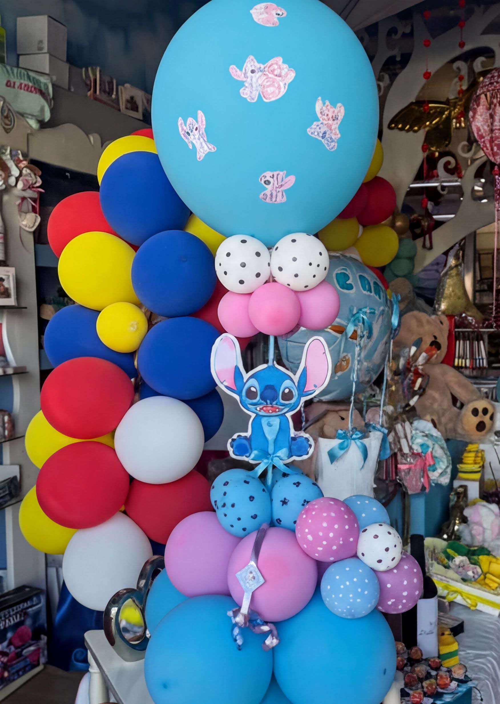 Colonna palloncini tema Stitch, Giggiolandia
