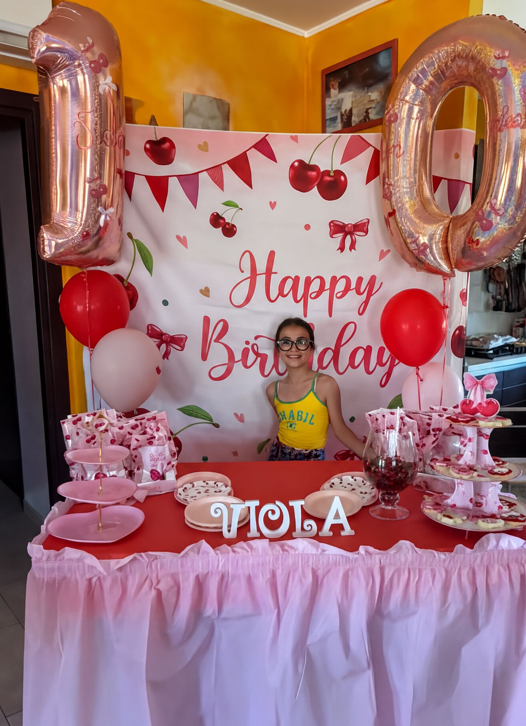 Allestimento compleanno tema ciliegie, Giggiolandia